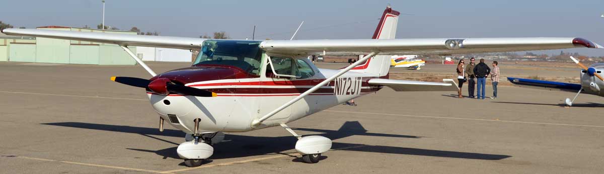 skyhawk-n172jt-2013-11-16-1.jpg (38641 bytes)