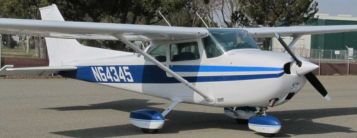 skyhawk-n64345-2012-02-18-0.jpg (57126 bytes)