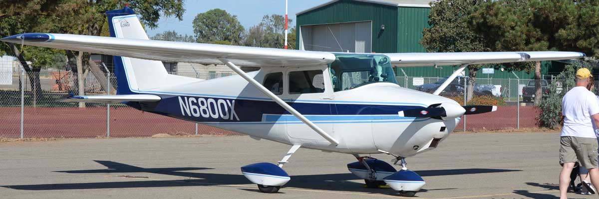 skyhawk-n6800x-2013-08-17.jpg (73784 bytes)