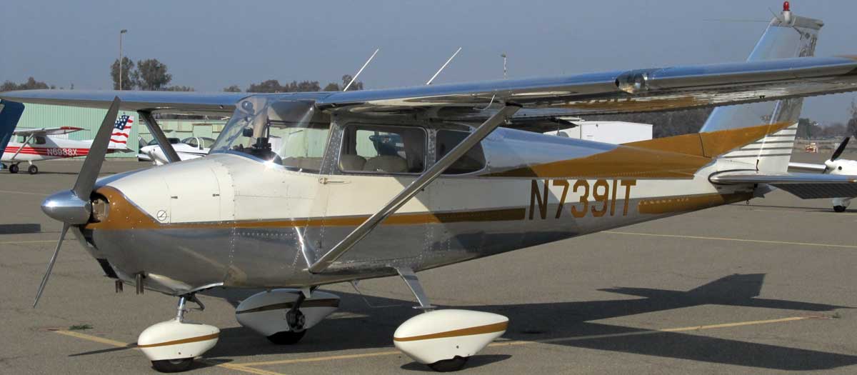 skyhawk-n7391t-2012-02-18--.jpg (53041 bytes)